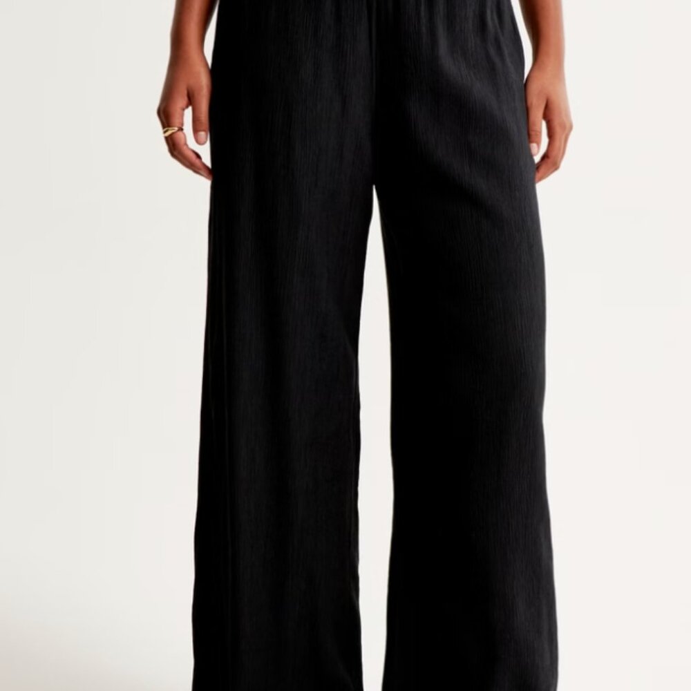 NWT Abercrombie Pull-On Pant
